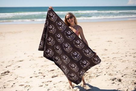 Collingwood Magpies - AFL Recycled Sand Free Beach Towel